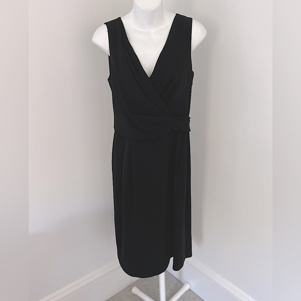 Max Mara Sleeveless Black Dress